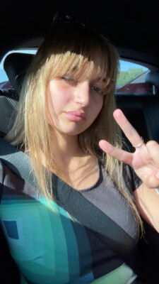 Yasmine 